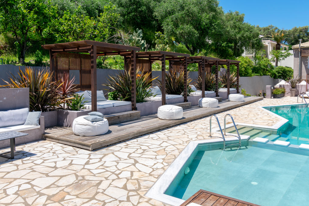 Ionian Eye Design Studios | Messonghi, Corfu, Griekenland | €714