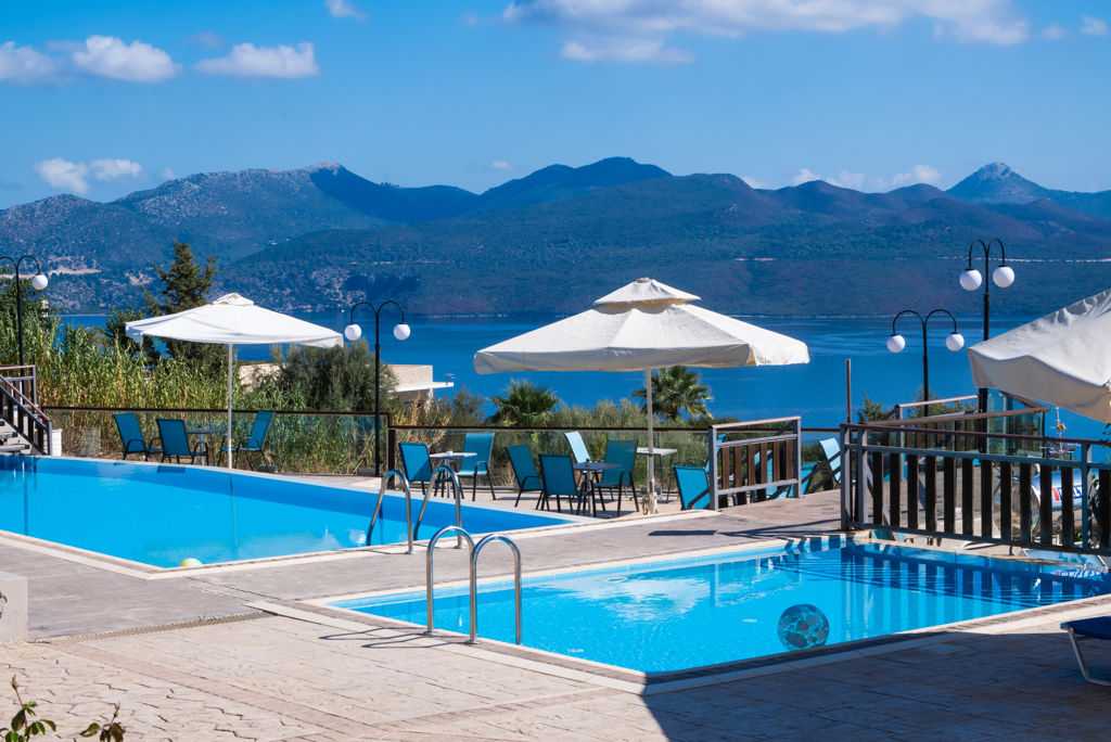 Ionian Fos Appartementen | Nikiana, Lefkas, Griekenland | €611